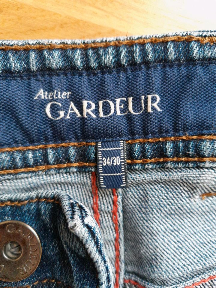 Gardeur Jeans 98% Baumwolle Herren,Gr.34/30 blau in Schöllnach