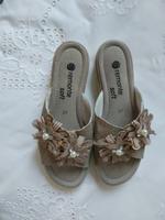 Schöne, feminine Sandalette Gr. 37 in Beige/Rosè von Remonte Hessen - Nauheim Vorschau