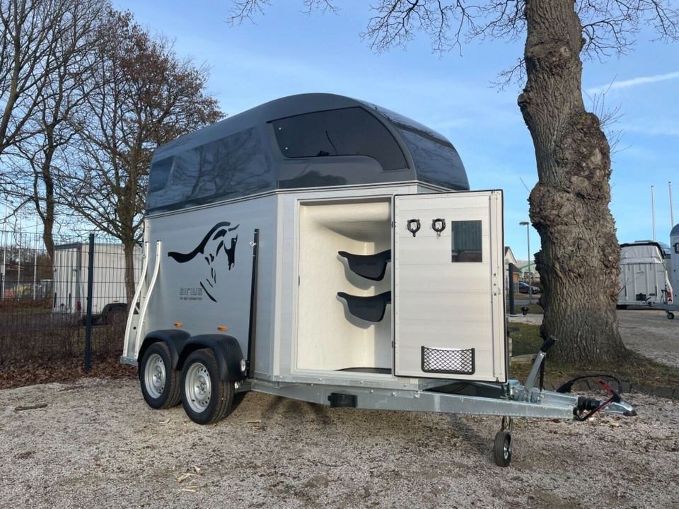 Pferdeanhänger Careliner.Thiel. Sirius.für Sie in Ausstellung in Stelle