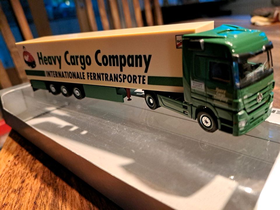 Herpa 1:87 Lkw Actros Heavy Cargo Company OVP in Fürstenzell