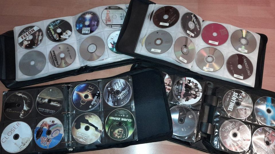 Riesige Sammlung DVDs über 550 Stk. / in 4 Sammelordnern Mappen in Nuthetal