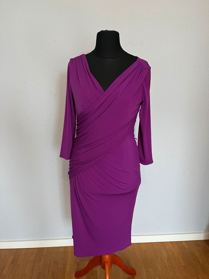 Abendkleid von Coast in Liederbach