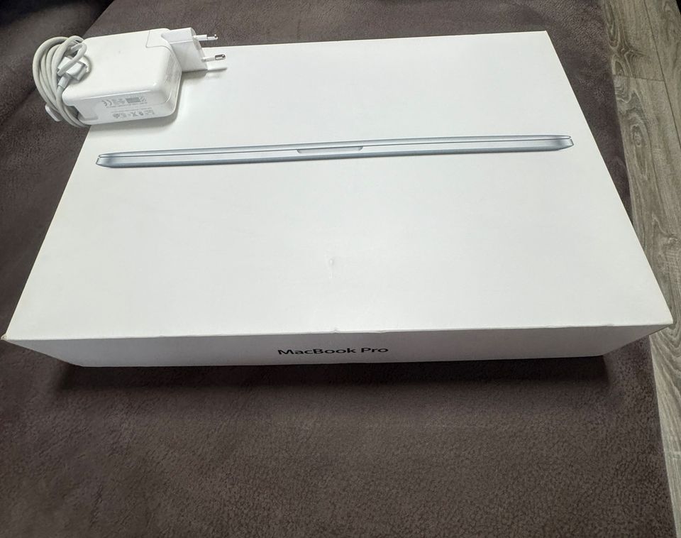 MacBook Pro 15 Retina in Augsburg