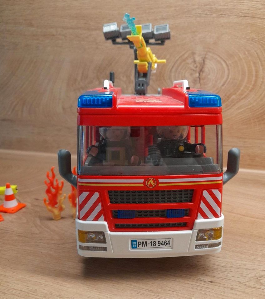 Feuerwehr Rüstfahrzeug Playmobil 9464 in Wipperfürth