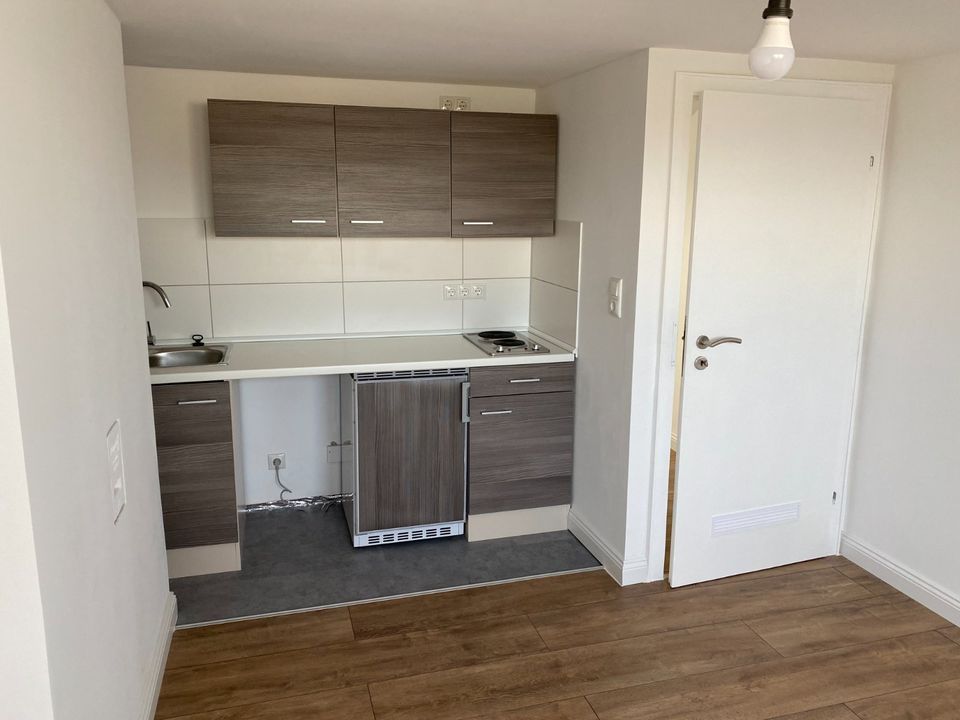 Möblierte 1-Zimmer-Wohnung – Bezug nach Kernsanierung in Bremerhaven