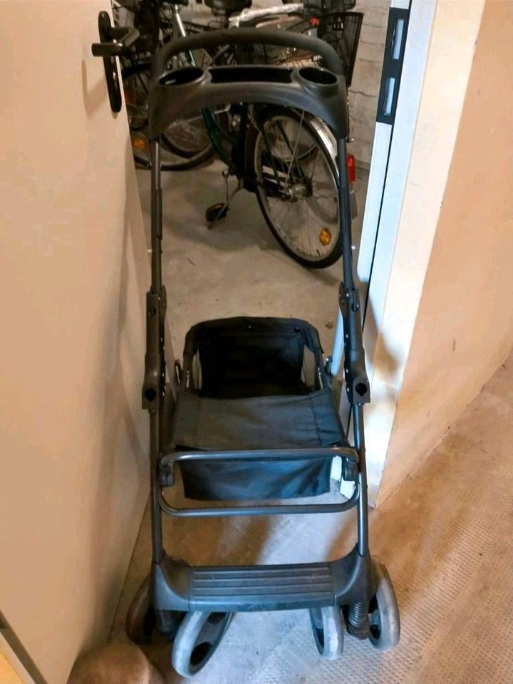 Hauck Babywagen, NP 650€, mit Autoschale wie neu in Berlin