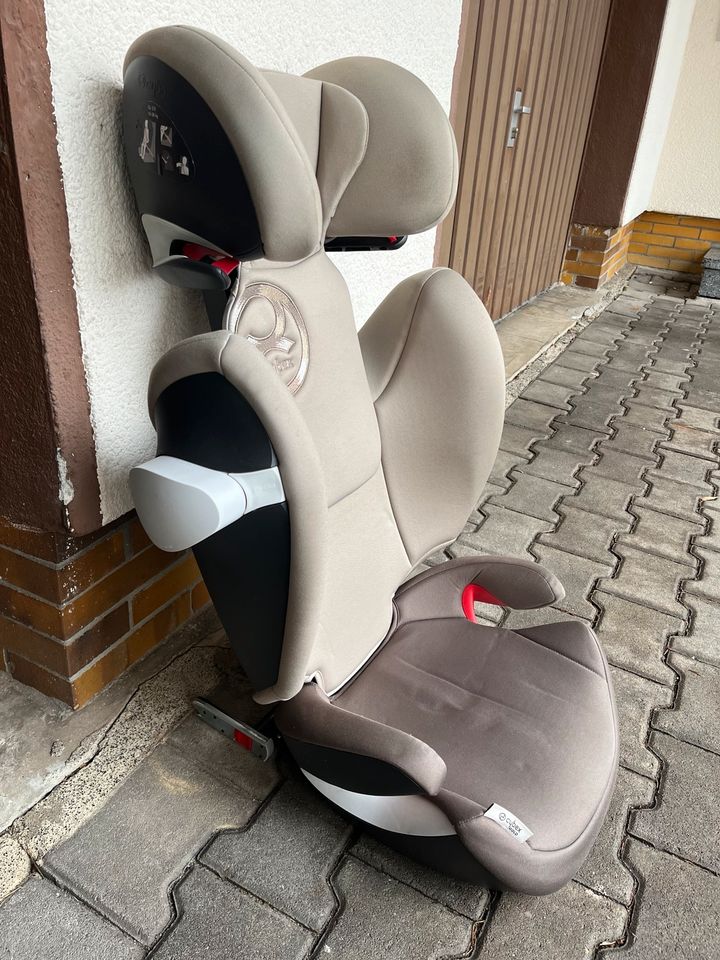 Cybex Solution M-Fix GOLD Kindersitz 15-36kg in Offenbach