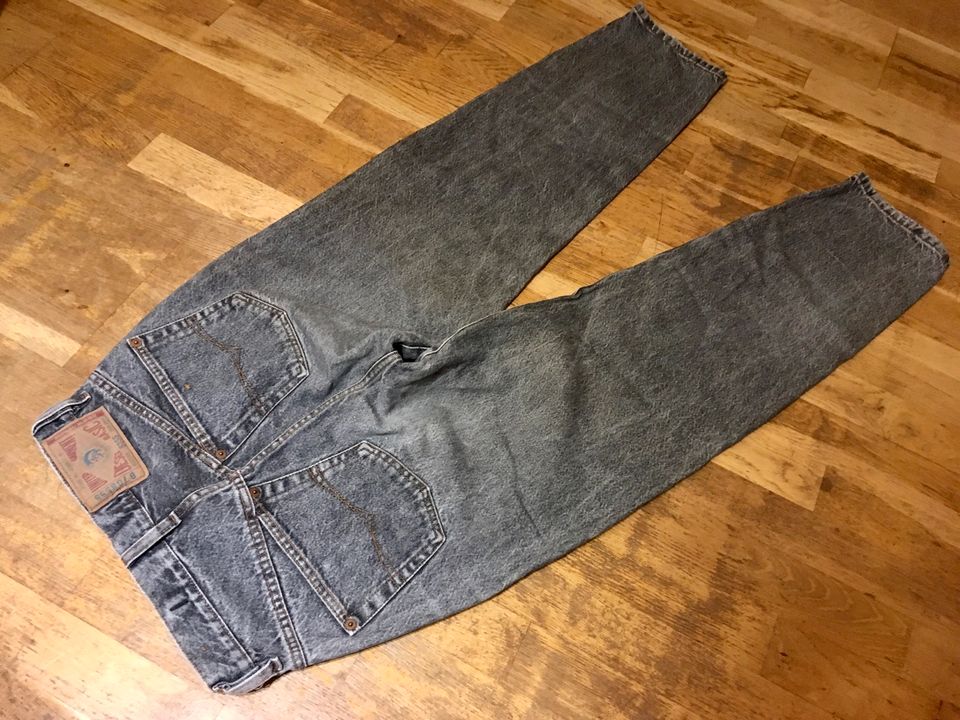 Diesel 5355 Vintage Jeans - 100% Baumwolle - W26 in Berlin