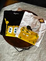 2x Uniqlo x Spongebob T-Shirt Größe S München - Allach-Untermenzing Vorschau