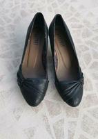 Pumps dunkelbraun braun schwarz Büro Schleife Office Pfennig Baden-Württemberg - Schwieberdingen Vorschau