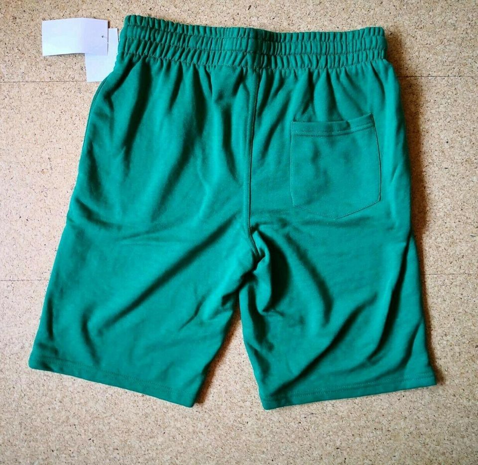 The Basic Herren Männer Summer Shorts Kurze Hose Größe M in Wesseling