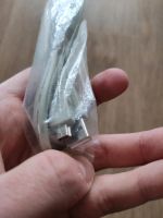 USB Kabel Original verpackt München - Bogenhausen Vorschau