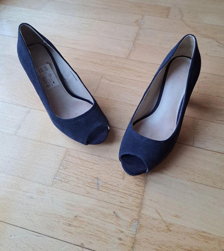 Clarks Peeptoes Pumps dunkelblau blau Wildleder Leder 37 in Berlin