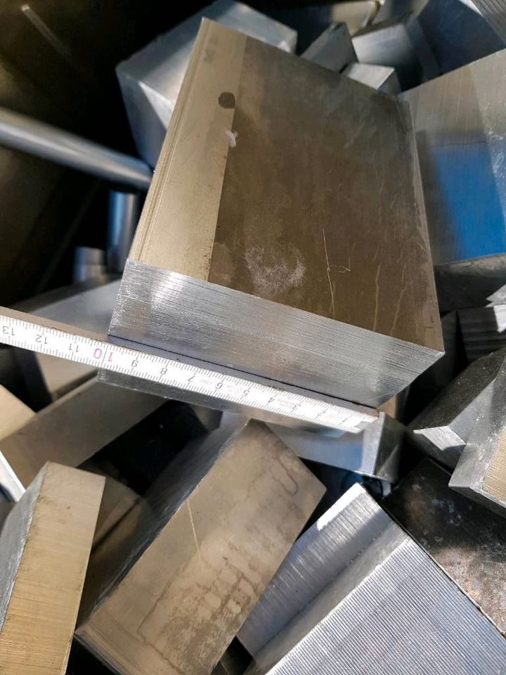 Aluminium alu reststücke halbzeug Stangen klötze in Neuschönau