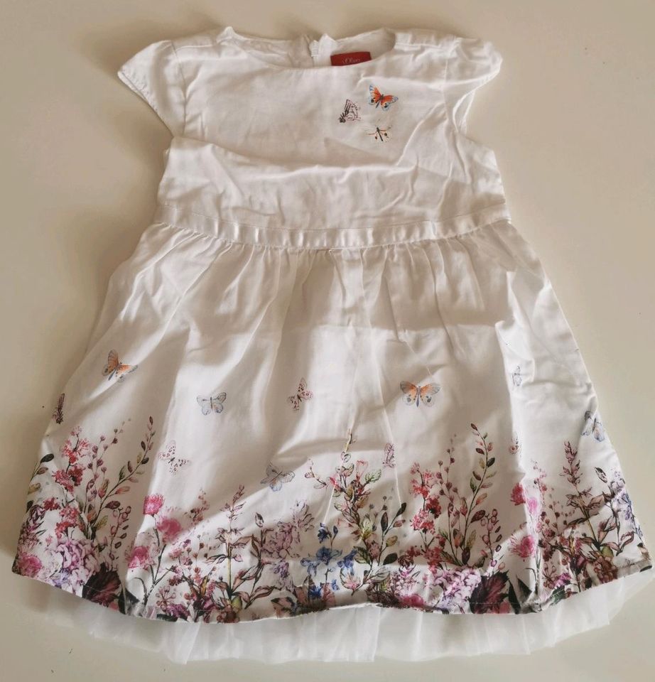 Mädchen Baby Kleid festlich weiß Blumen Gr 92 s.Oliver gebraucht in Hessen  - Baunatal | Babykleidung Größe 92 kaufen | eBay Kleinanzeigen ist jetzt  Kleinanzeigen