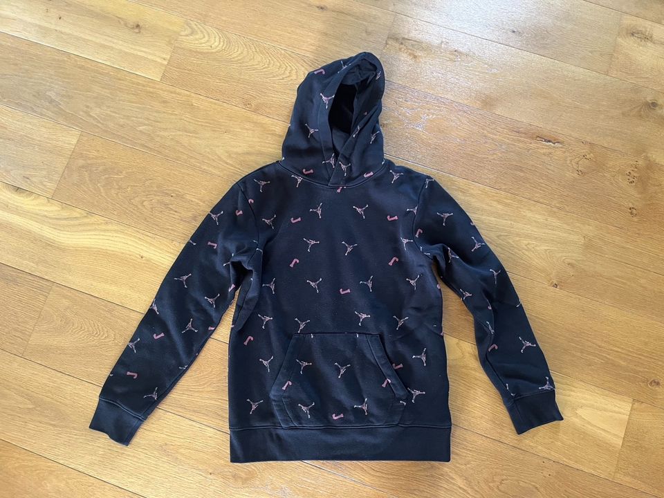 Nike Jordan Hoddie in Ruppertshofen (Taunus)