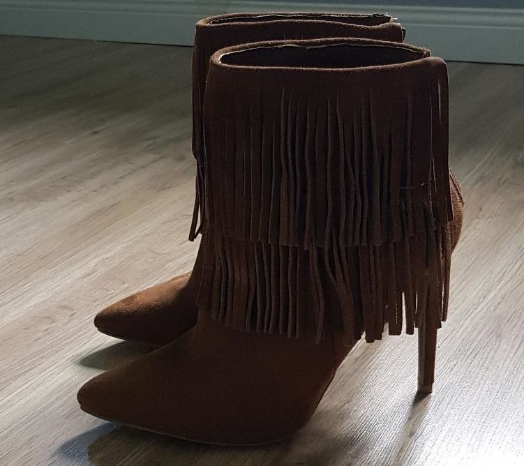 High Heels Westernstyle Gr.38/NEU in Hasenmoor