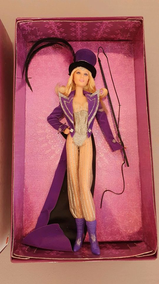 Barbie Bob Mackie Cher Ringmaster in Kaufering