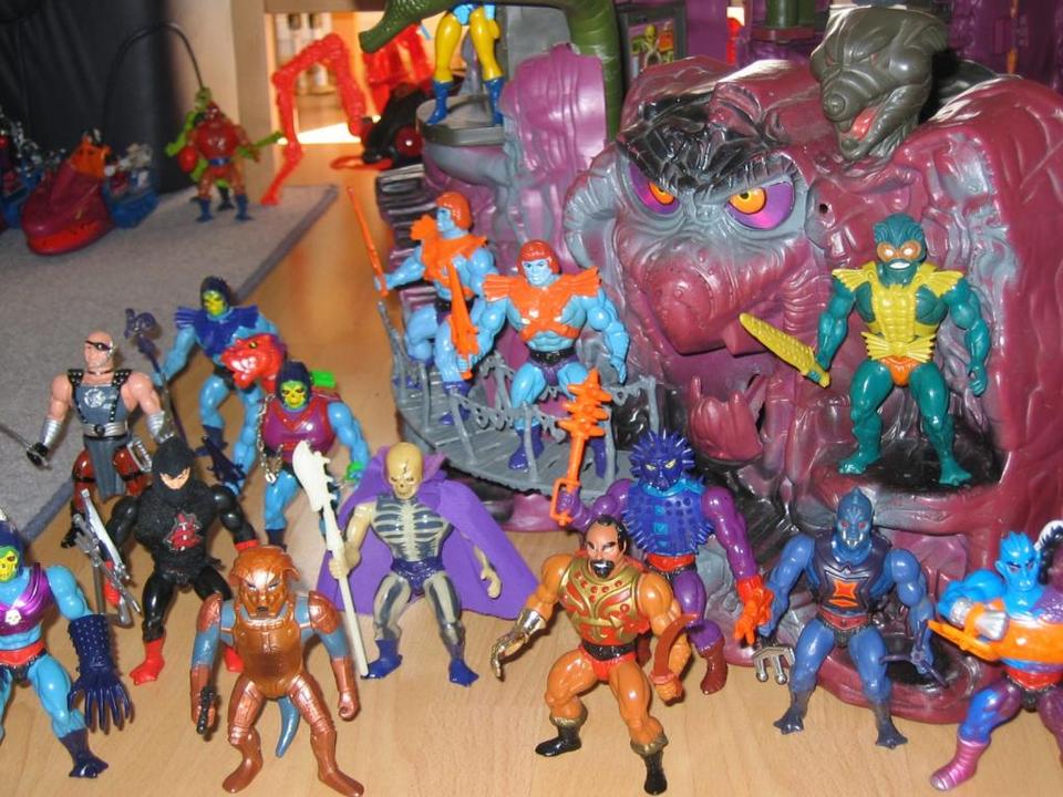 Suche MASTERS OF THE UNIVERSE HE-MAN Figuren, Fahrzeuge Burgen in Soest