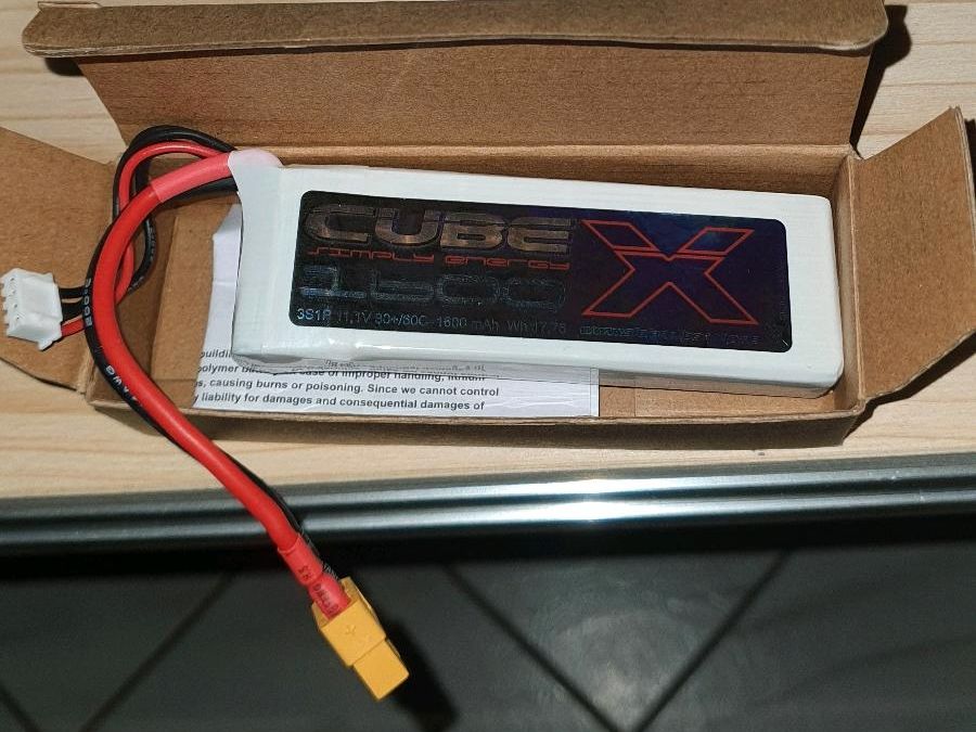 SLS X-CUBE 1600mAh  3S in Wetter (Hessen)