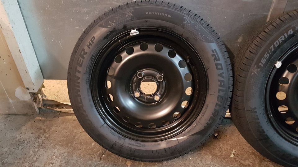 4 NEUE Winterräder + Stahlfelgen VW UP, 165/70R14 85T DOT:23 in Köln