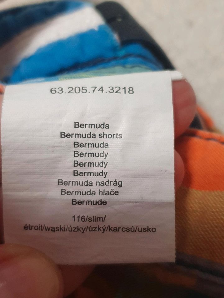 Kurze Hose Bermudas Gr.110/116 in Frankfurt am Main