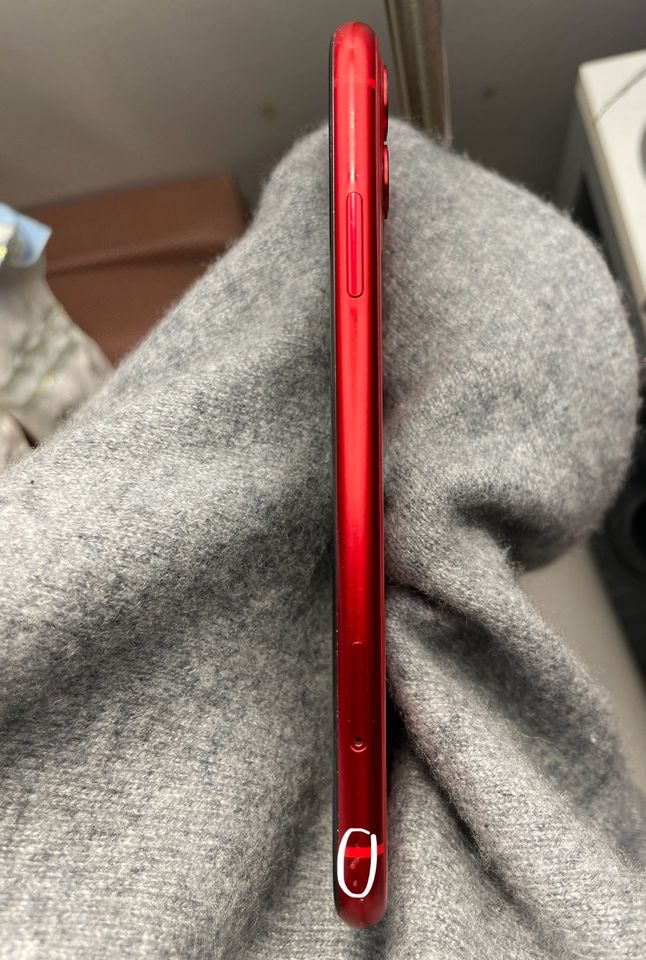 iPhone 11 | Rot | 64 GB | OHNE OVP in Garching b München