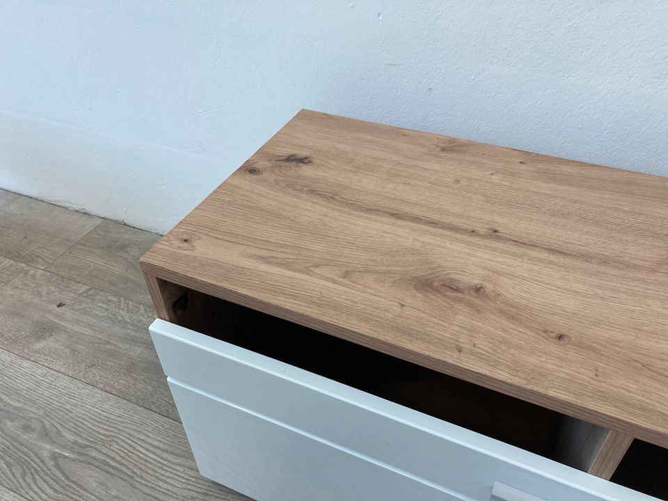 #A Sideboard Kommode Sonoma Eiche weiß Klappe Wohnzimmer Schrank in Burgstädt