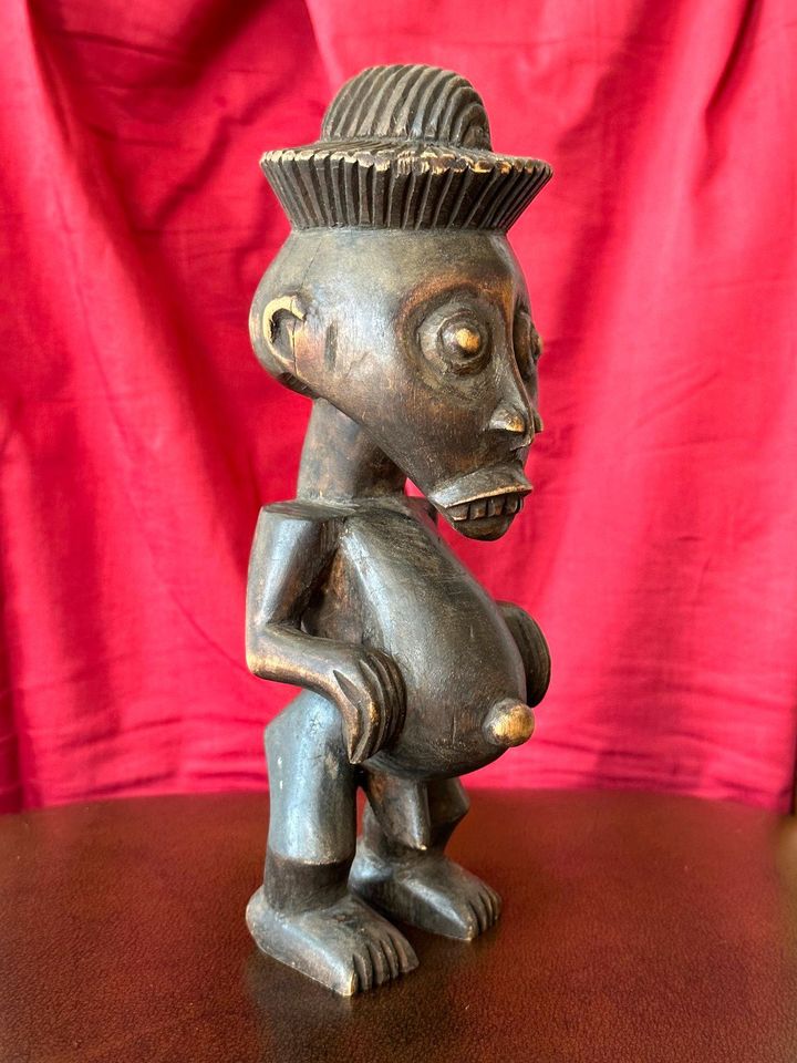Zela Figur Holz Fetisch Kongo Mann Luba Stil kunstvoll geschnitzt in Bonn