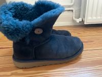 UGG Boots dunkelblau 37 Hamburg-Nord - Hamburg Winterhude Vorschau