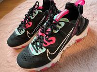 Nike Sneaker Gr 40,5 Nordrhein-Westfalen - Mülheim (Ruhr) Vorschau