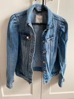 Jeansjacke Größe S 36 C & A neuwertig Roségold Nordrhein-Westfalen - Dinslaken Vorschau