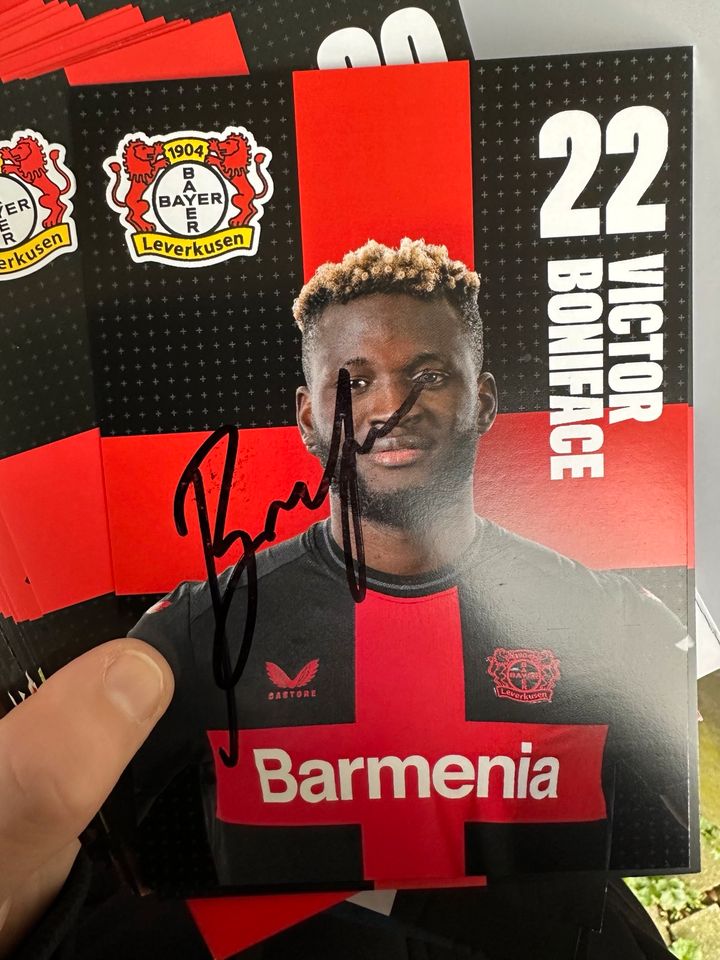 Autogrammkarten Set Bayer 04 Leverkusen in Düsseldorf