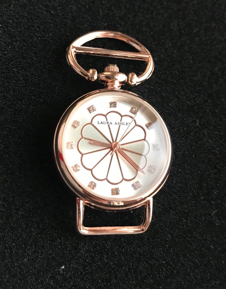 Laura Ashley LA31001RG Damen Armbanduhr Taschenuhr Kette Rosegold in Niederkrüchten