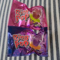 Ring Pop Süßigkeiten Ringe Cola + schwarze Johannisbeere Niedersachsen - Müden Vorschau