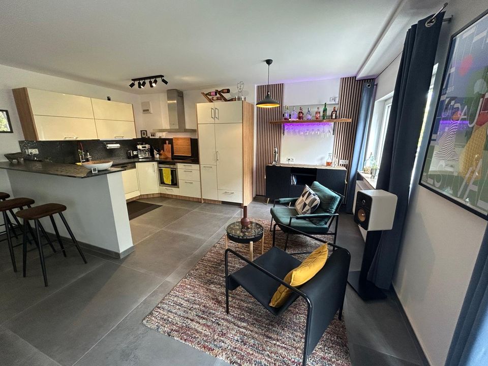 Modern eingerichtete 2 Zimmer Wohnung, 70m² vollmöbliert in Wiesbaden