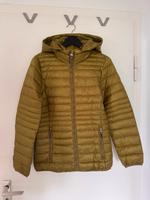 Esprit Jacke Windjacke grün/olive Kapuze neu S Nordrhein-Westfalen - Köln Vorschau