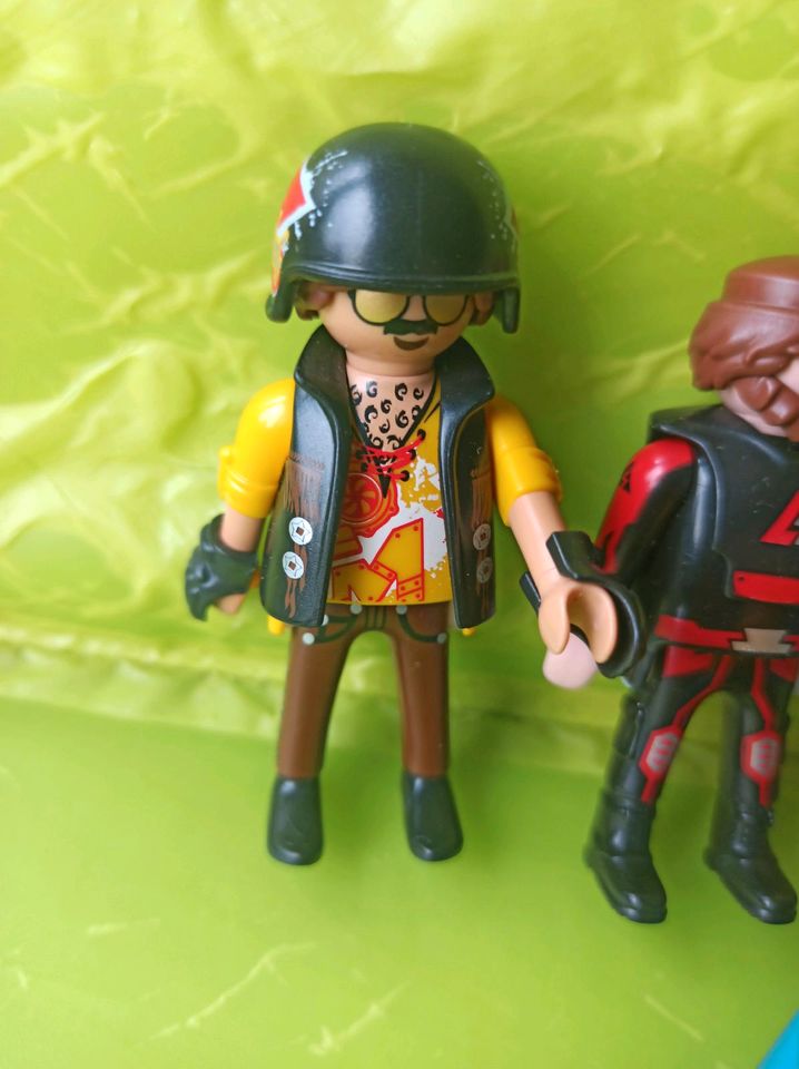 Playmobil / u.a.Drachenzähmen Figuren Konvolut in Laboe