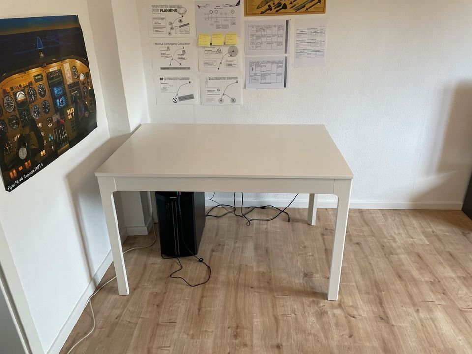 IKEA Tisch in Mönchengladbach