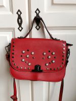 Fashion Tasche rot Nieten Nordrhein-Westfalen - Schwerte Vorschau