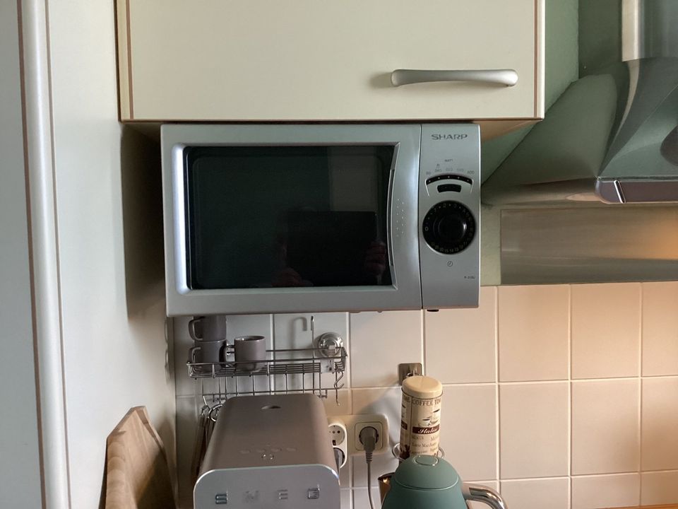 Nobilia Küche inkl. Elektrogeräten - Bosch / Beko / Grohe in Dresden