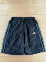 Adidas Short Turnhose Gr. 152 schwarz Sachsen - Waldkirchen Vorschau