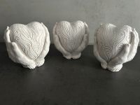 Hände die ein Herz halten mit Muster Aus Keramik Brandenburg - Bersteland Vorschau