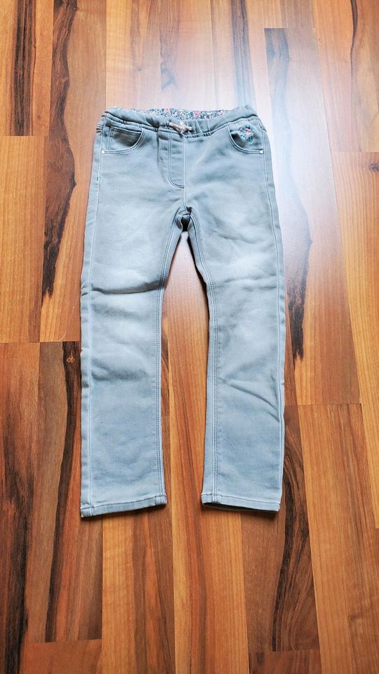 Jeans für Mädchen / Größe 110 cm in Dortmund