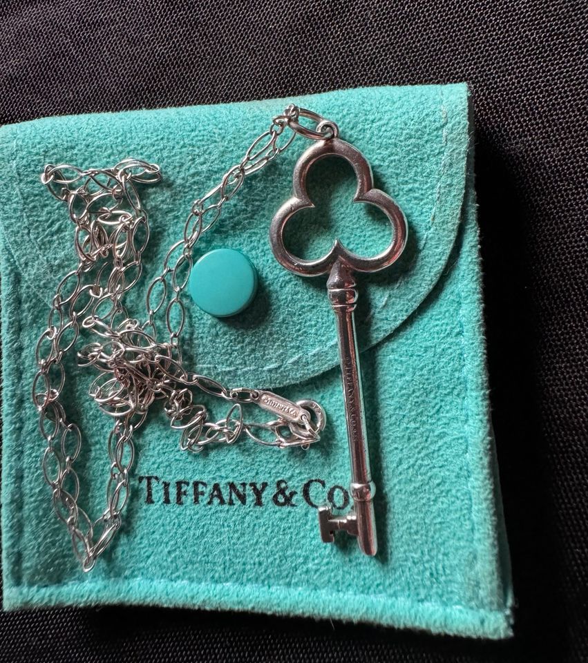 Tiffany & Co. Kette 60cm mit Anhänger Schlüssel 6cm 925 Silber in Berlin