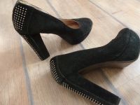 Görtz17 Pumps schwarz Velours Leder Nieten Blockabsatz High Heels Düsseldorf - Friedrichstadt Vorschau