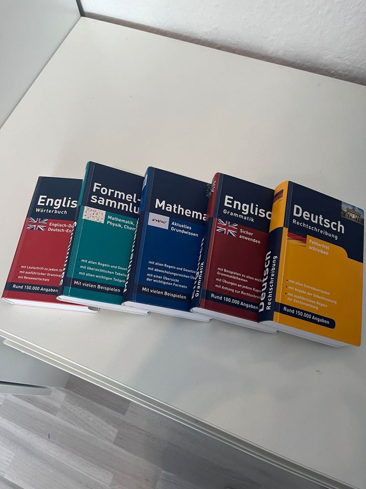 Bücher Grundwissen (Mathe,englisch,formelsammlung,deutsch) in Dresden