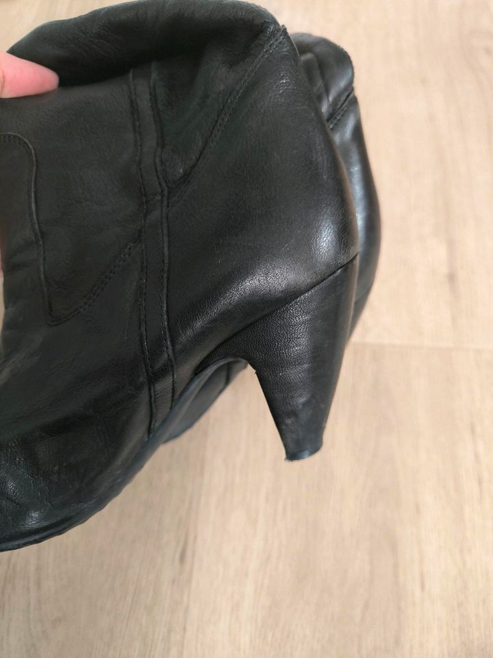 Fornarina Leder Stiefel weiches Leder Stulpen 36 schwarz top in Schenefeld