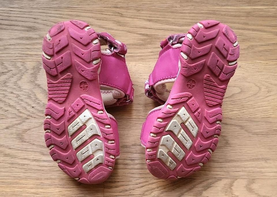 Sandalen Sommerschuhe Kinderschuhe Gr.24 in Leipzig