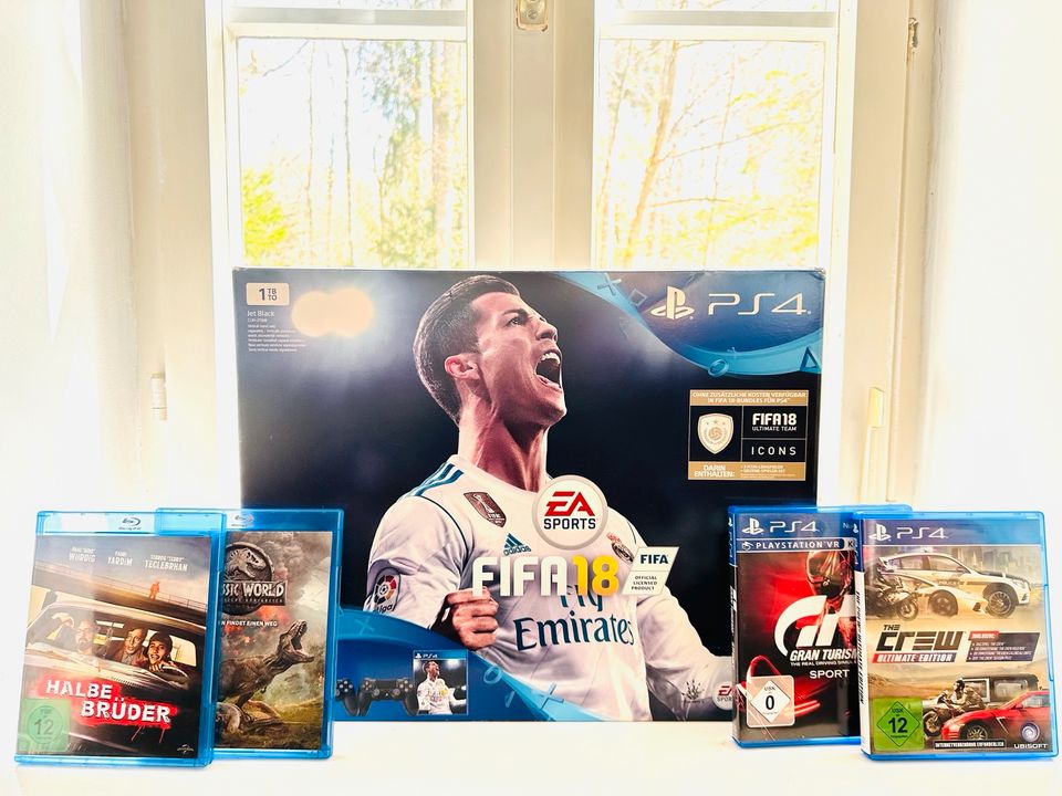 Reduziert PS4 Slim 1TB   incl.   2Spielen & 2Filmen in Starnberg